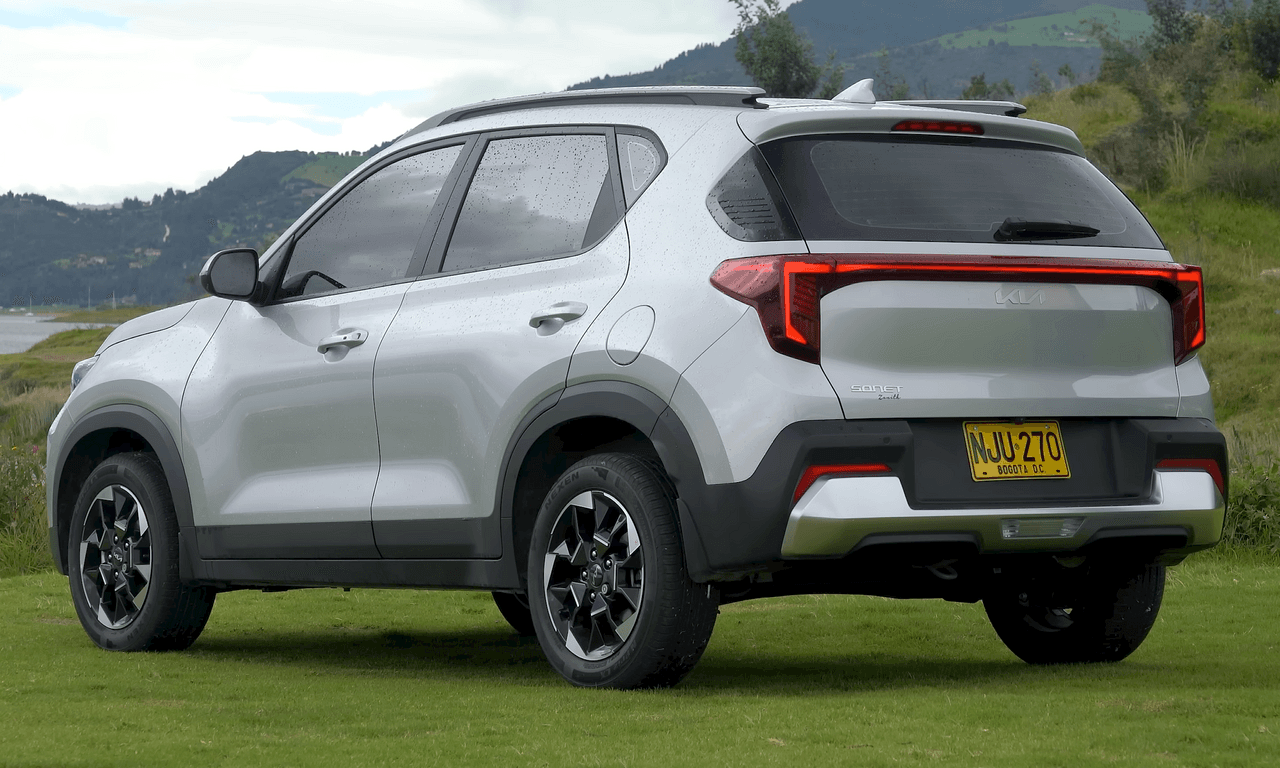 2022 Kia Sonet GTX Plus 1.5 CRDi AT thumbnail 2
